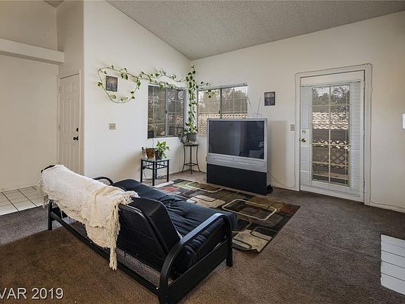 5th image of 1632 N Torrey Pines Dr Unit 202