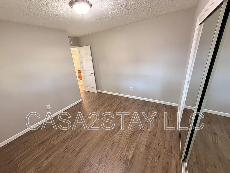 5106 Malibu Ct #23 — Photo 6