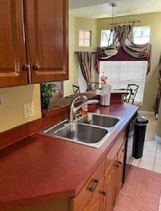 4th image of 119 Becket Ln #119