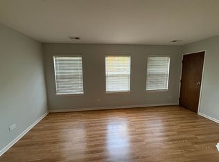 1417 E Wyndham Cir APT 104, Palatine, IL 60074