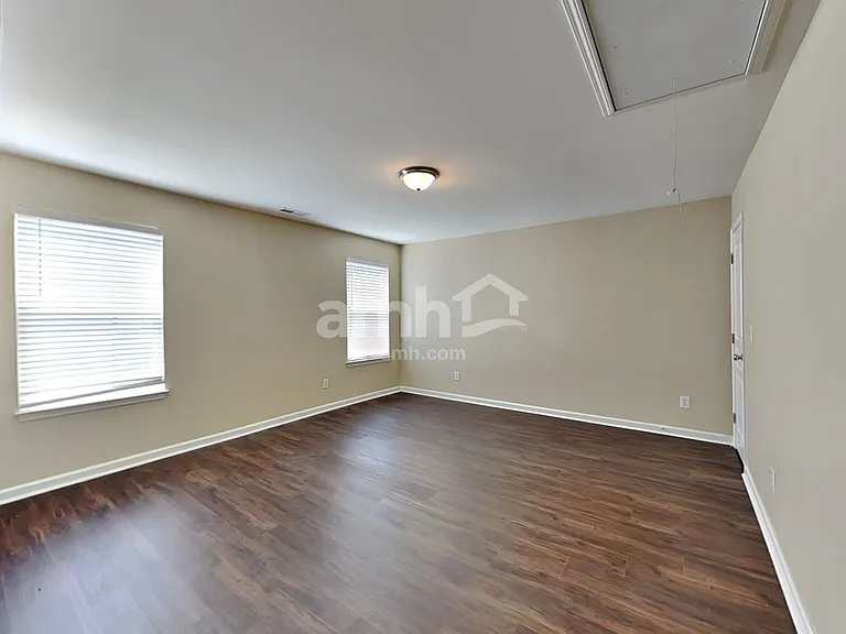1748 Main Divide Dr — Photo 23