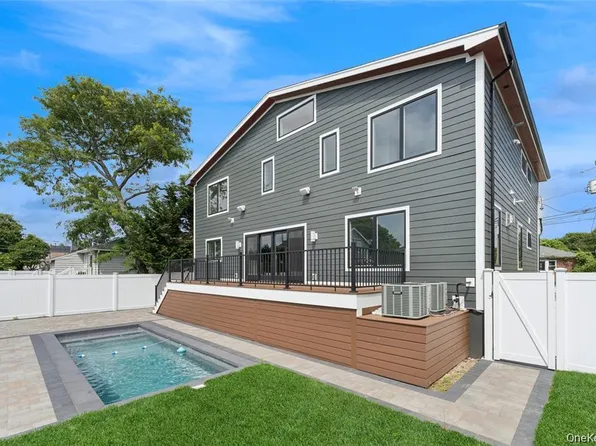 141 Flamingo Street, Atlantic Beach, NY 11509