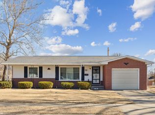 10 Oak Dr, Fort Madison, IA 52627