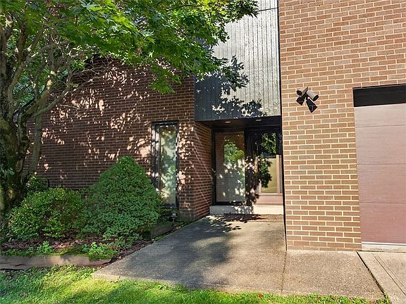 2nd image of 138 Monticello Dr