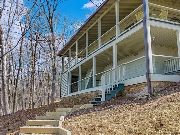 3rd image of 1076 County Road 81