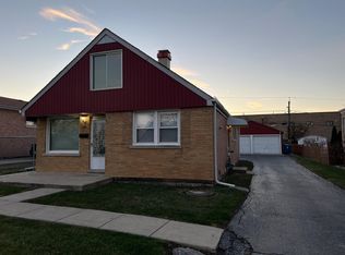 136 S Iowa Ave, Addison, IL 60101