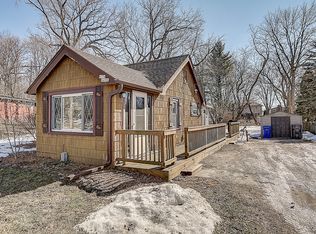 W174S6996 Hiawatha Dr, Muskego, WI 53150