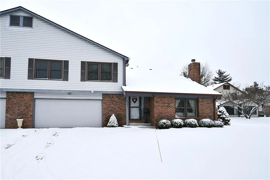 8543 S Chapel Pines Dr photo 1