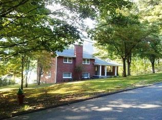 755 Maple Ave, Erwin, TN 37650