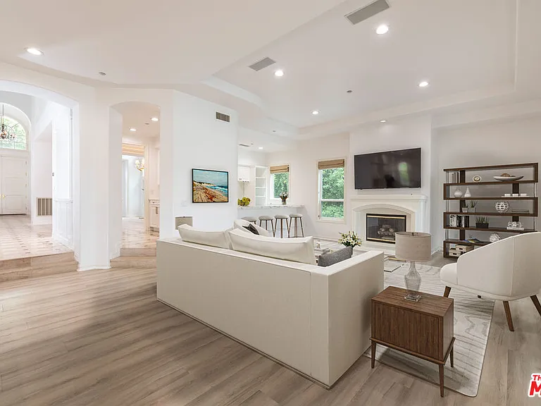 3791 Winford Dr — Photo 13