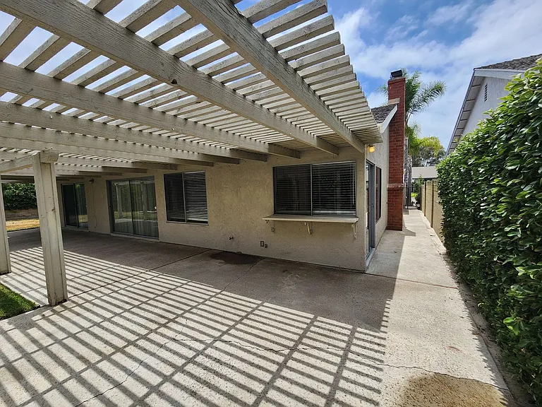 26731 Valpariso Dr — Photo 28