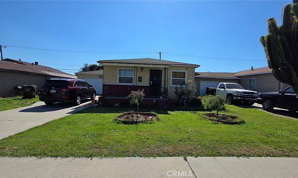 1st image of 910 W 138th St