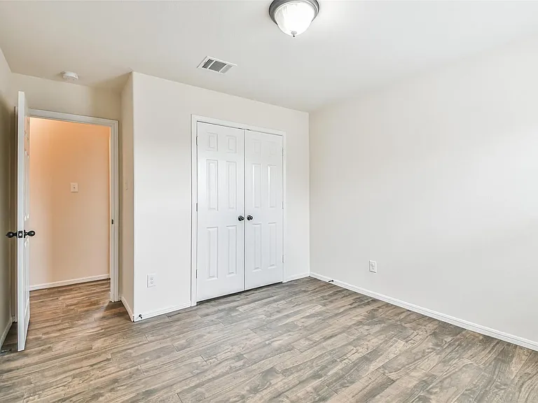 5518 Casa Mila Dr — Photo 18