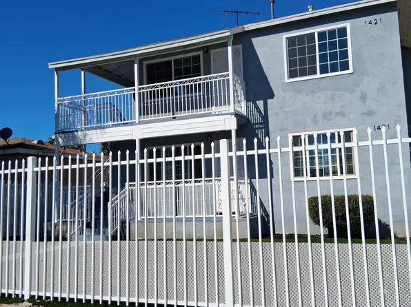 1421 W 84th Pl #1/2, Los Angeles, CA 90047