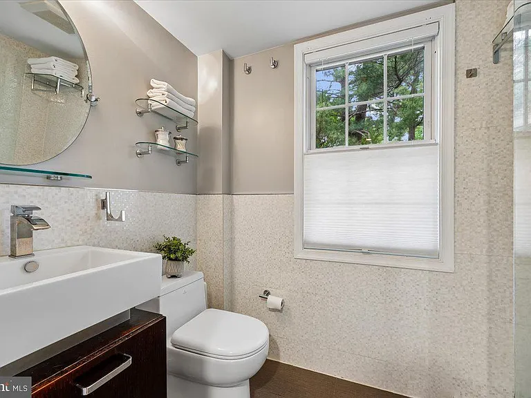 8205 Grubb Rd #103 — Photo 11