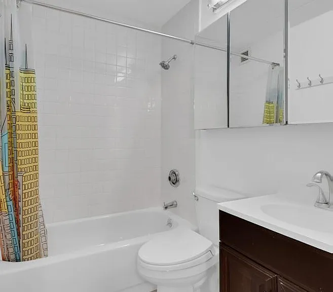 300 Cathedral Pkwy #9F — Photo 6