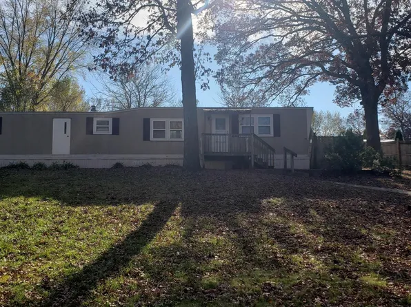 185 Moon Stone Ln, East Dubuque, IL 61025