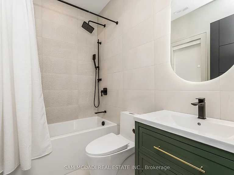 1019 Strathy Ave — Photo 25