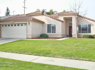 1917 N Auburn Ct, Visalia, CA 93292