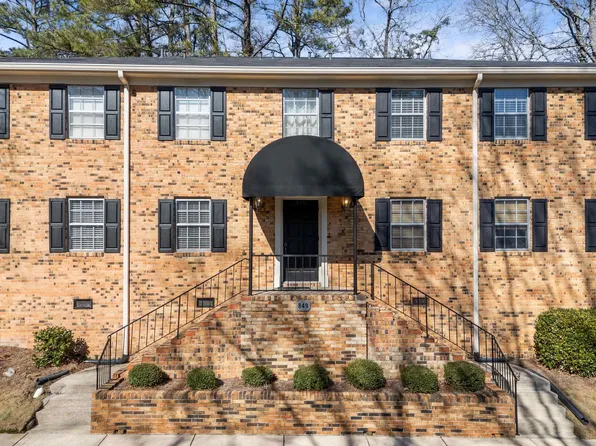 849 Vestavia Villa Ct APT D, Vestavia, AL 35226