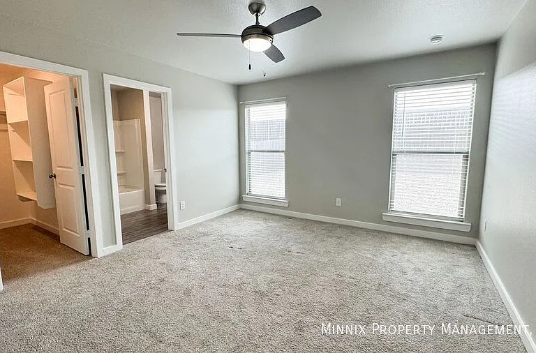 3219 Abbeville Ave — Photo 20