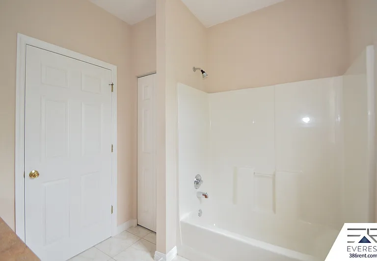 19 Burgess Pl — Photo 21