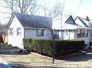 18 Pearl Rd, Rocky Point, NY 11778