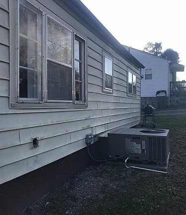 3rd image of 207 Brown Ave #0