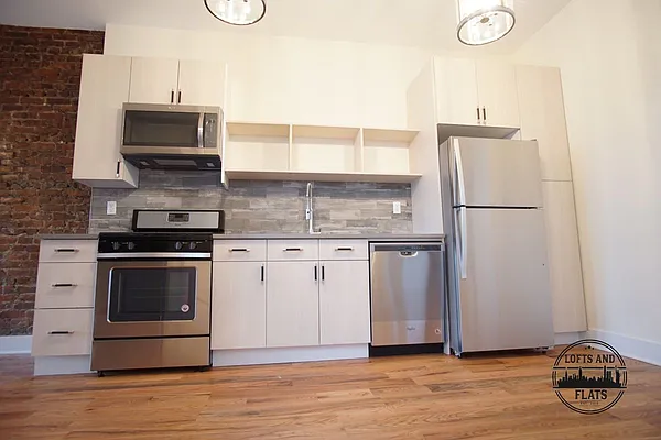 Rented by Lofts and Flats LLC | media 13