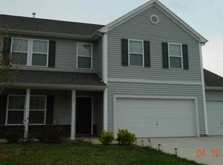 127 Kingsgate Ct, Statesville, NC 28625