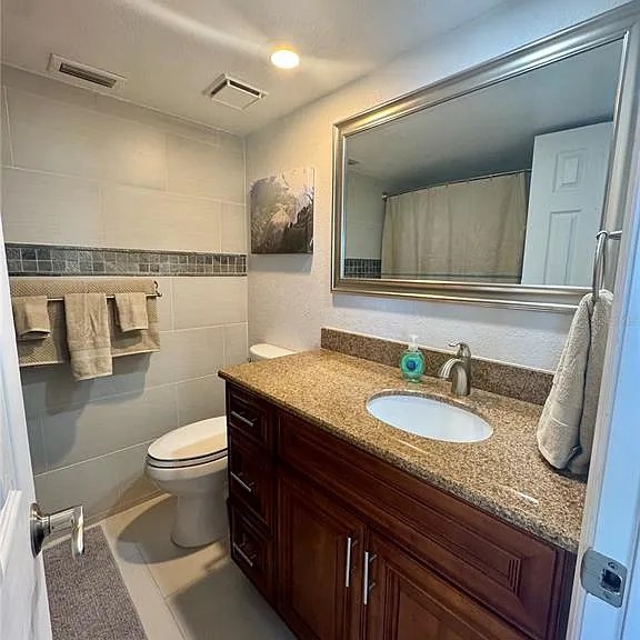 1230 Gulf Blvd #1402 — Photo 34
