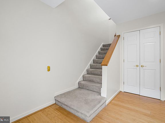 5th image of 234 Steeplechase Cir