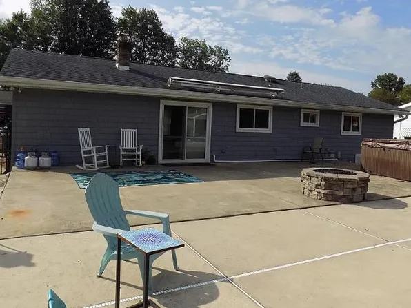 4339 South Dr, Allentown, PA 18103