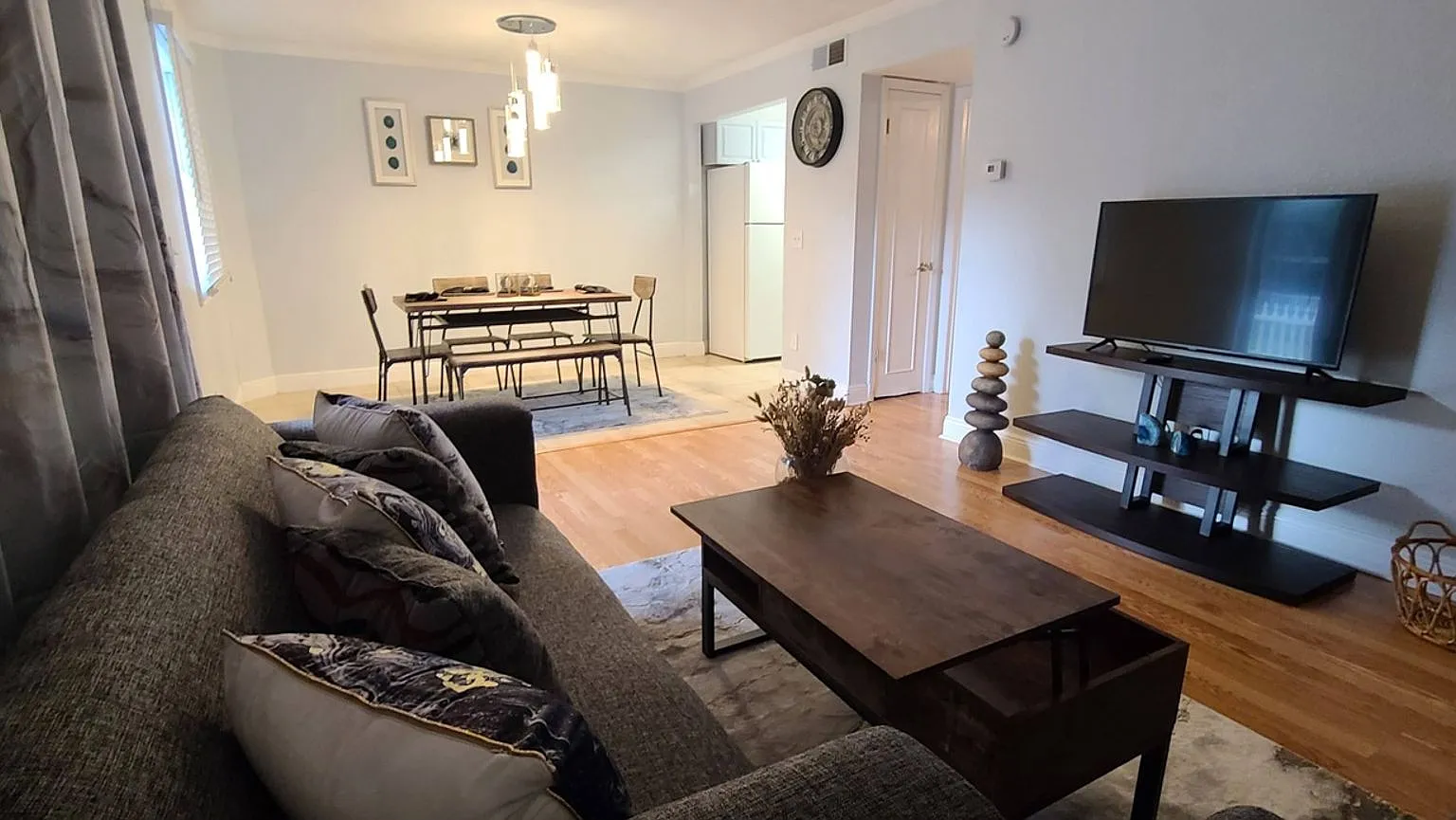 Charming 1BR Condo in Tampa — Photo 3