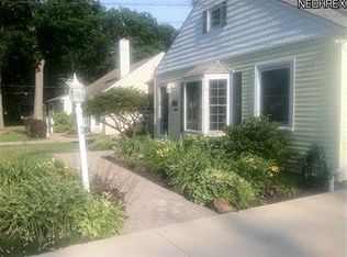 26815 E Oviatt Rd, Bay Village, OH 44140