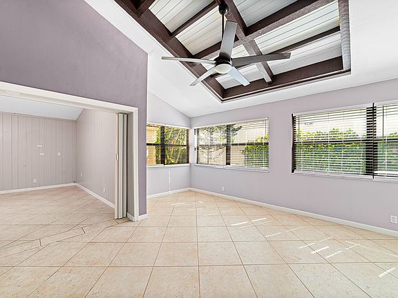 5th image of 6200 Vía Tierra