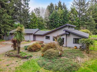 1011 Elk Valley Rd, Crescent City, CA 95531