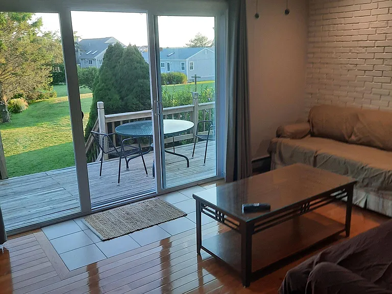 16 Bayberry Hill Rd — Photo 7