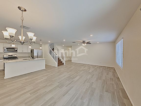 5th image of 16202 W Culver St