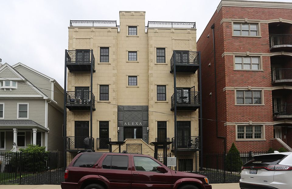 1st image of 3712 N Wilton Ave #S4