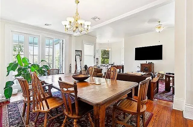 dining room