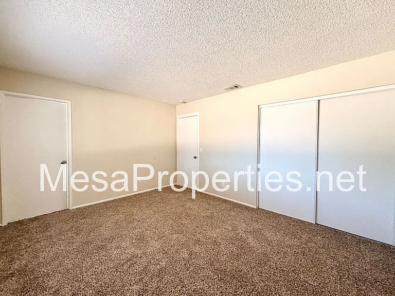 22189 Tajanta Ct — Photo 20