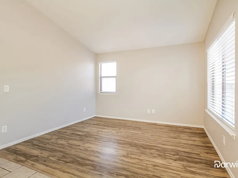 7809 W San Juan Ave — Photo 6