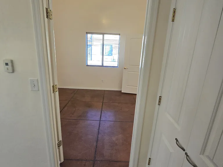 3331 E Bermuda St — Photo 34