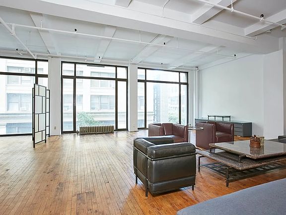 4th image of 116 W 29th St APT 3