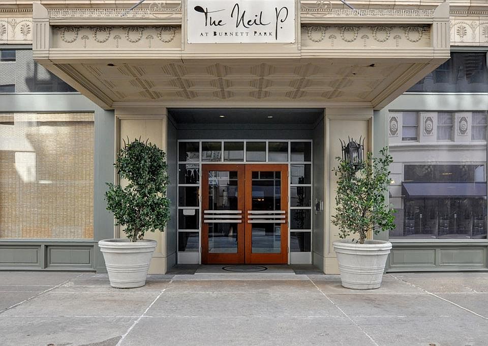 1st image of 411 W 7th St APT 1001