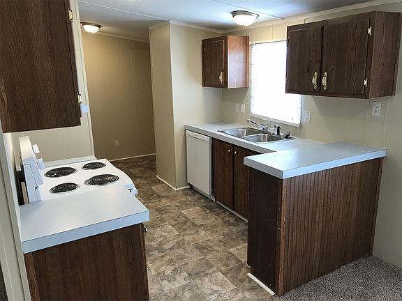 4th image of 2025 Luisa Ln