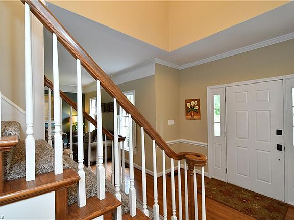 3rd image of 5321 Fairburn Dr