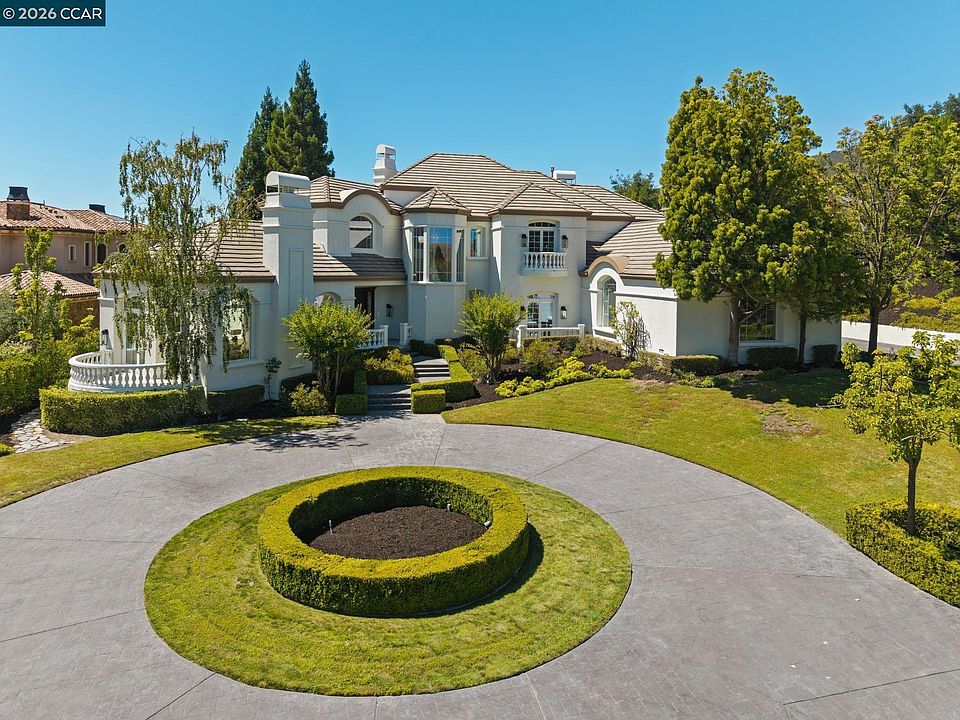 1st image of 936 Eagle Ridge Dr