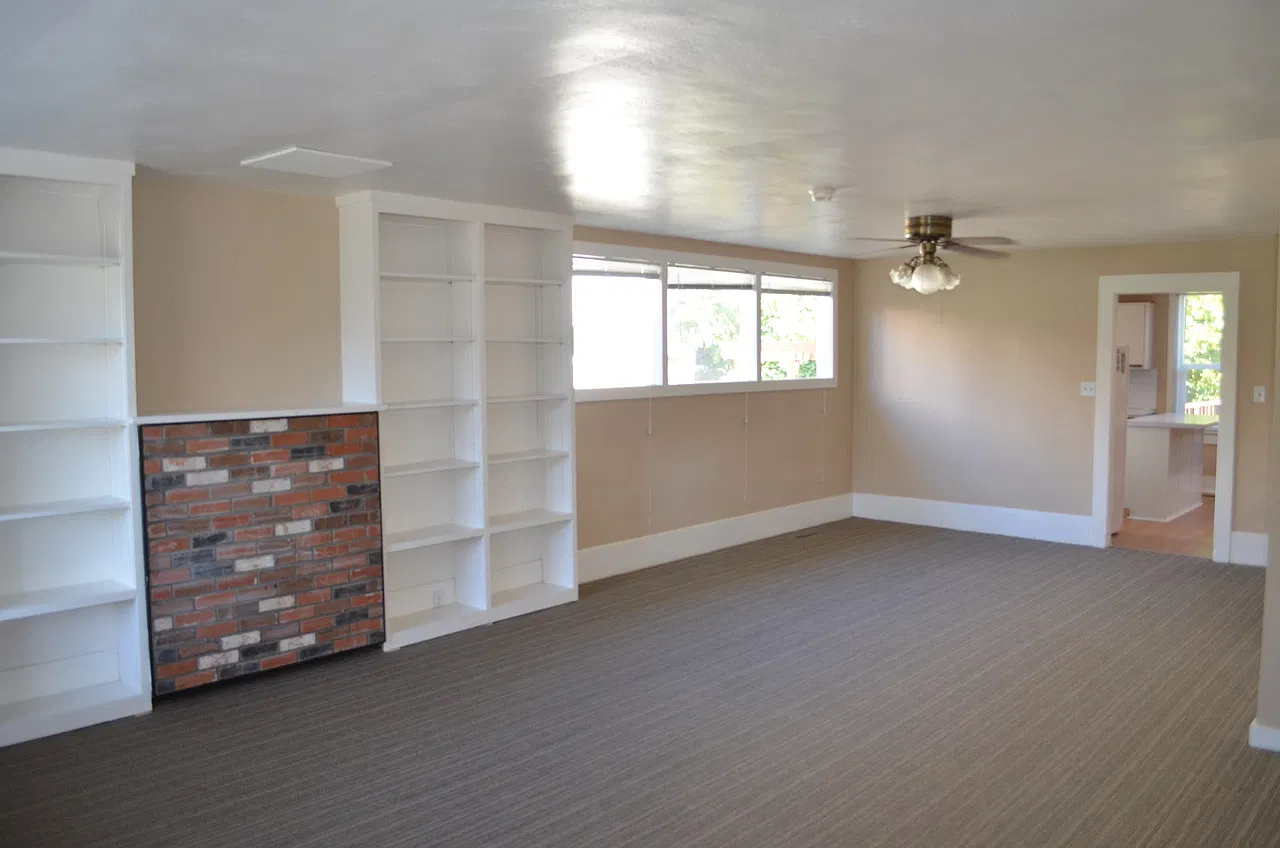 4 bed, 1704 sqft, $2,700 — Photo 3